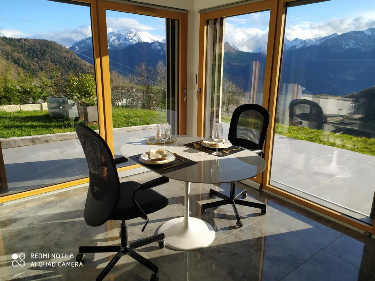In The Heart Of Nature With An Unique View Plan Montmin 외부 사진